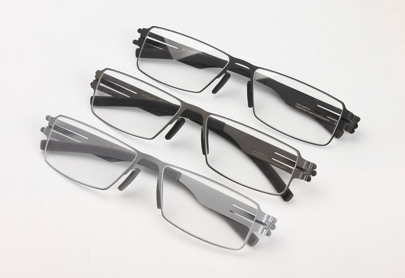 Spring-Hinge Clasp System Eyeglass Frames