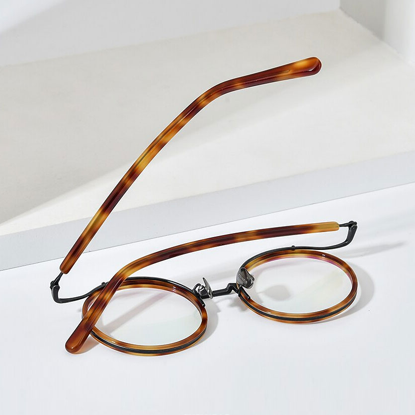 Titanium-and-Acetate-Eyeglass-Frames