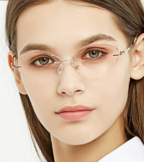 Are Rimless Glasses in Style - Woman wearing rimless glasses