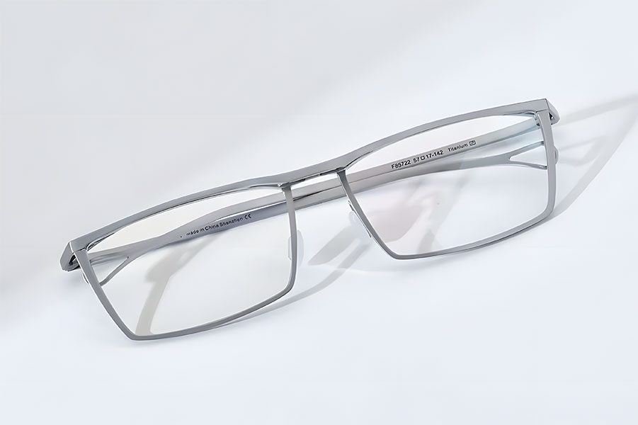 detail pure titanium eyeglass frames